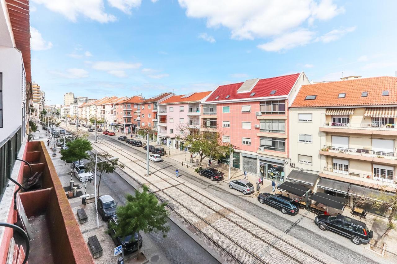 Vita Portucale ! Almada Balcony Apartment Exterior photo